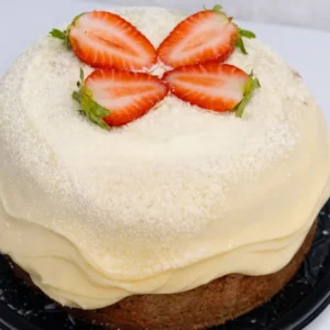 Receita Bolo Caseiro para Vender: Bolo de Morango Fofinho que Encanta Clientes