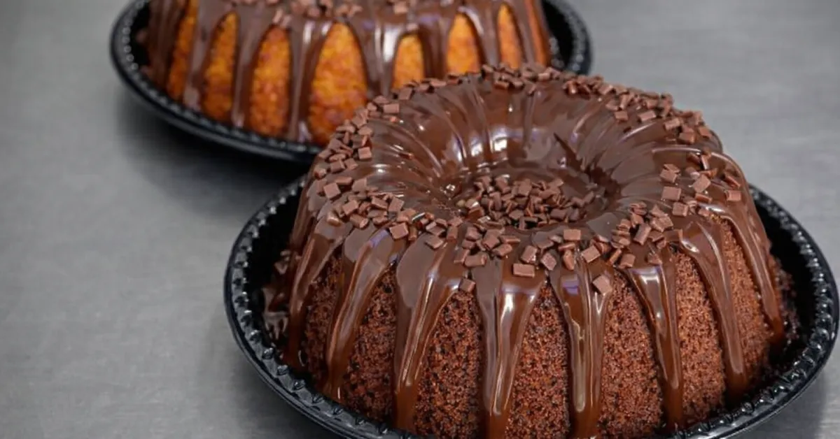 Receita de bolo de cenoura para vender com cobertura de chocolate.