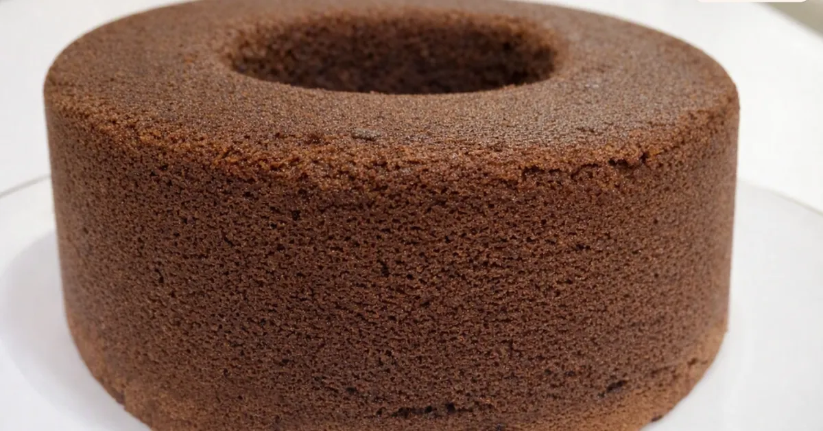 Receita de bolo caseiro simples fácil, fofinha e ideal para vender