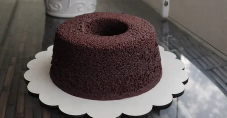 Fazer bolos para vender e começar a ganhar dinheiro em casa